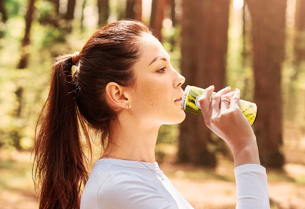Woman drink lemongrass